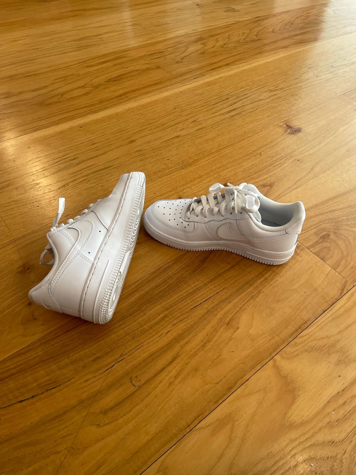 Nike Air Force 1ns size 6 mens
