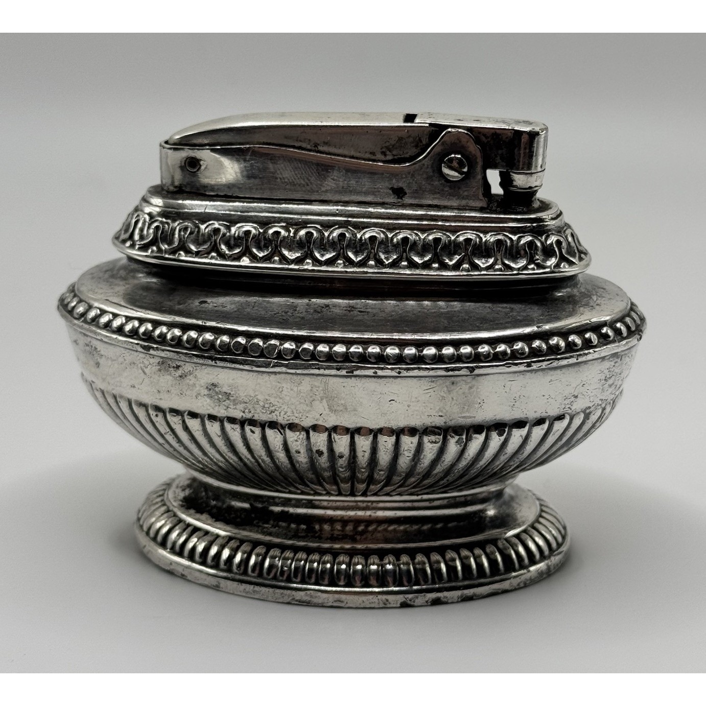 Ronson Vintage Silverplate Table Lighter Queen Anne (Silverplate Hollowware)