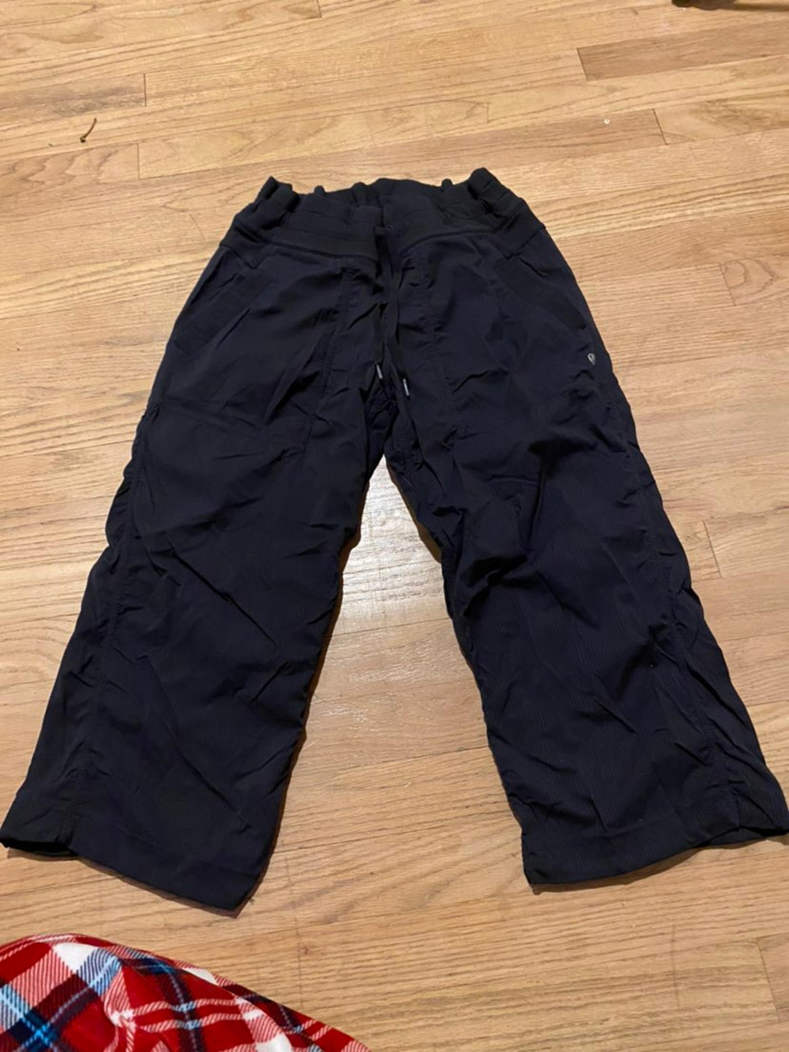 Lululemon crop pants