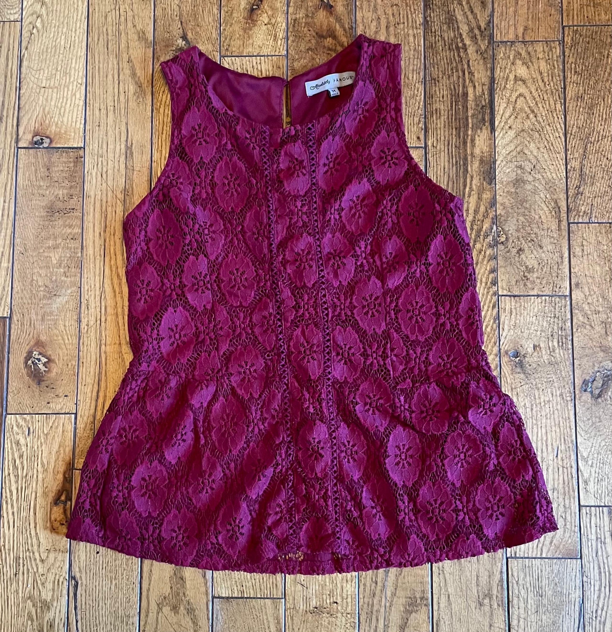 Absolutely Famous sleeveless blouse medium