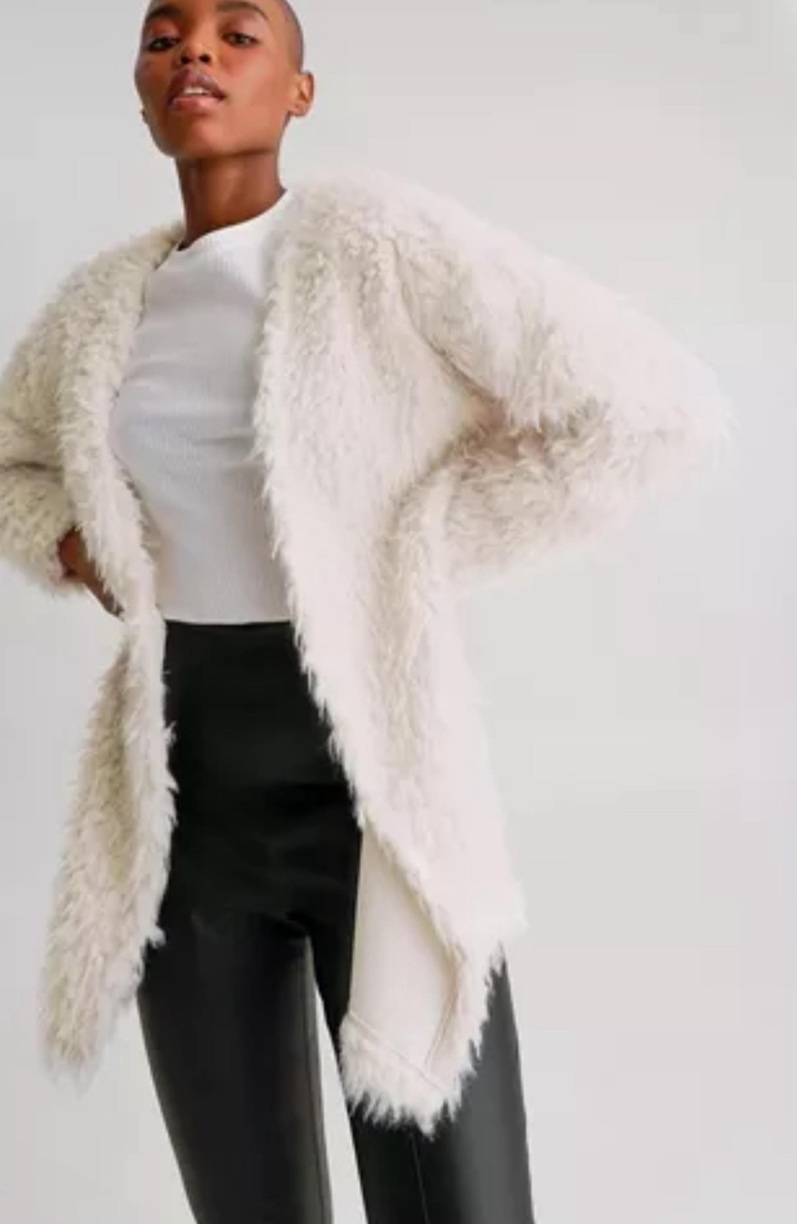 Forever 21 faux fur open front coat women’s size medium
