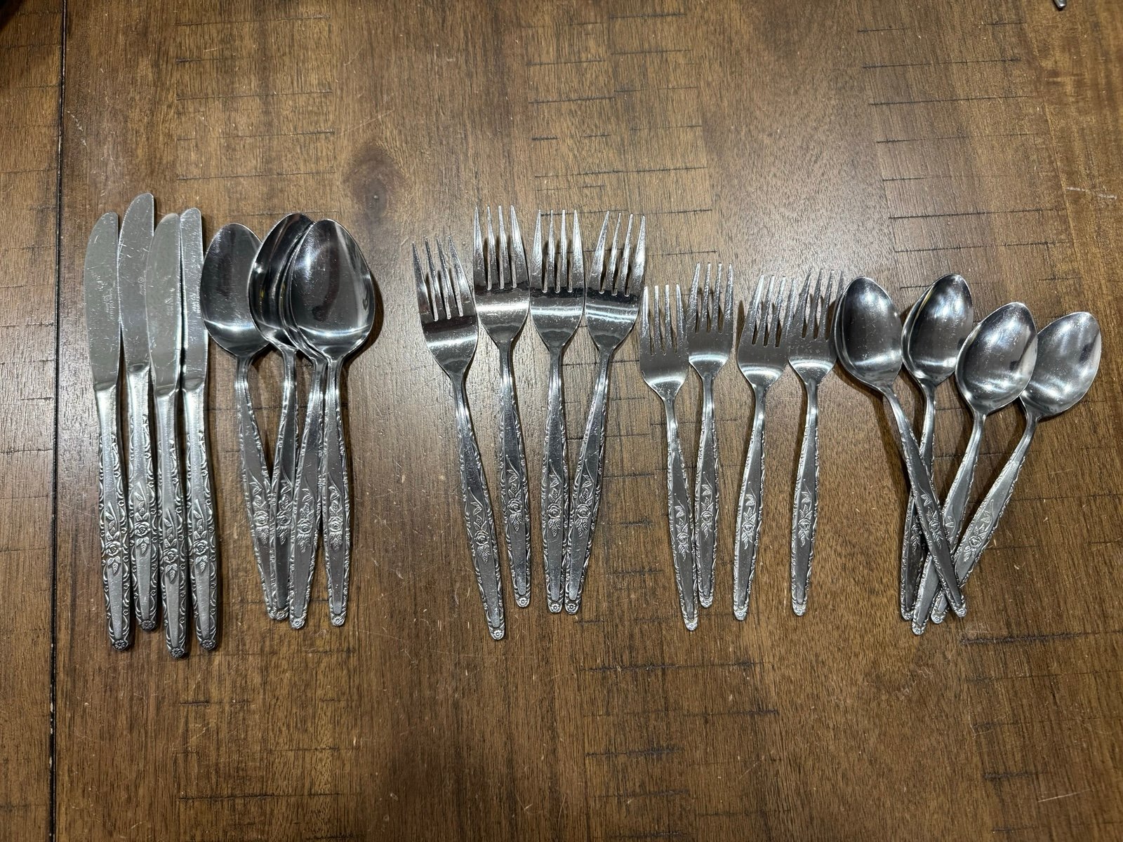 20 Pc Vtg Stylecraft Stainless Single Rose Flatware Service 4 Made in Japan GUC