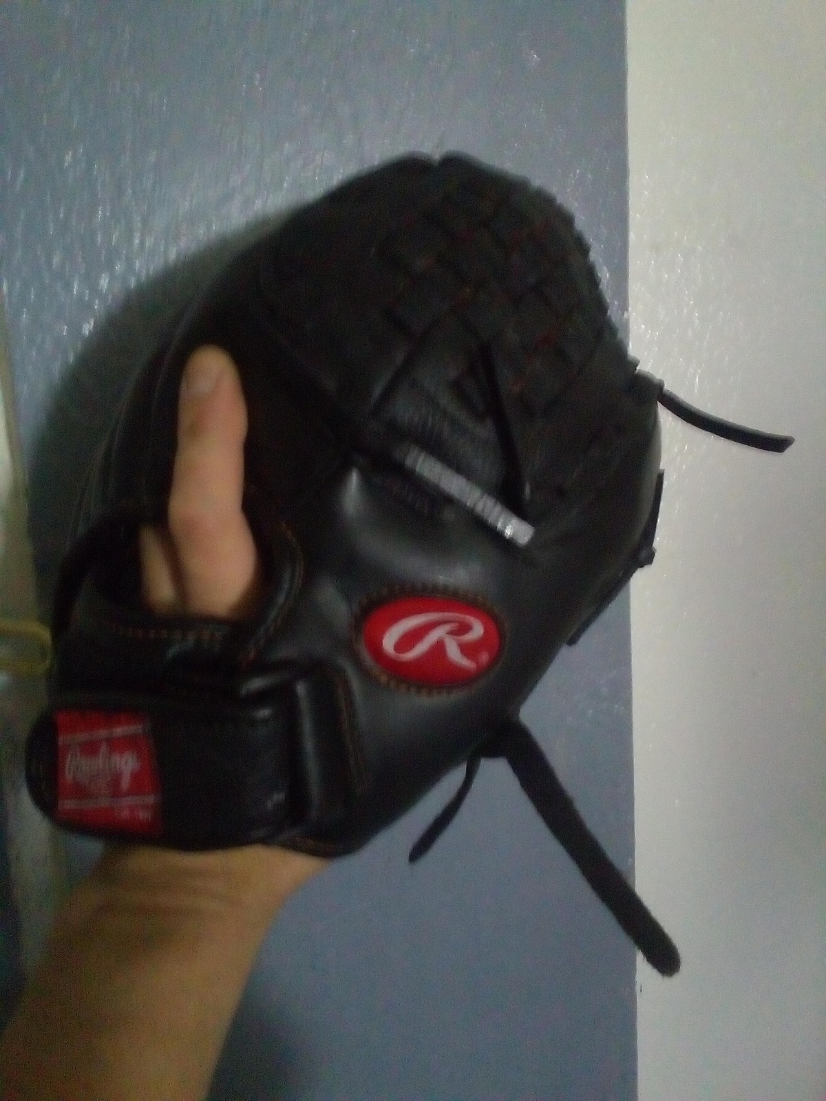 baseball glove