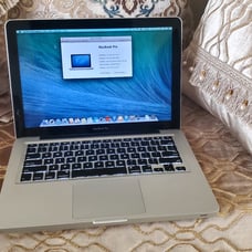 Mackbook Pro 2.9ghz i7 storage 500.