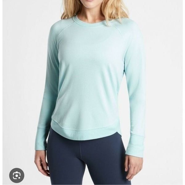 NEW Athleta Mindset Sweatshirt soft mint women's small