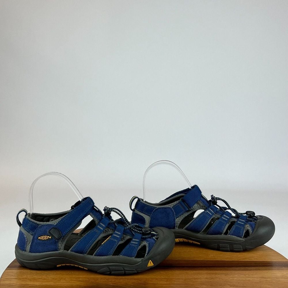 Childrens Big Kids Keen Newport H2 Blue Waterproof Shoes Sandals Size 5 Y GUC