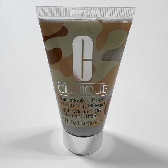 Clinique Dramatically Different Moisturizing BB Gel 1.7 fl oz Full Standard Size