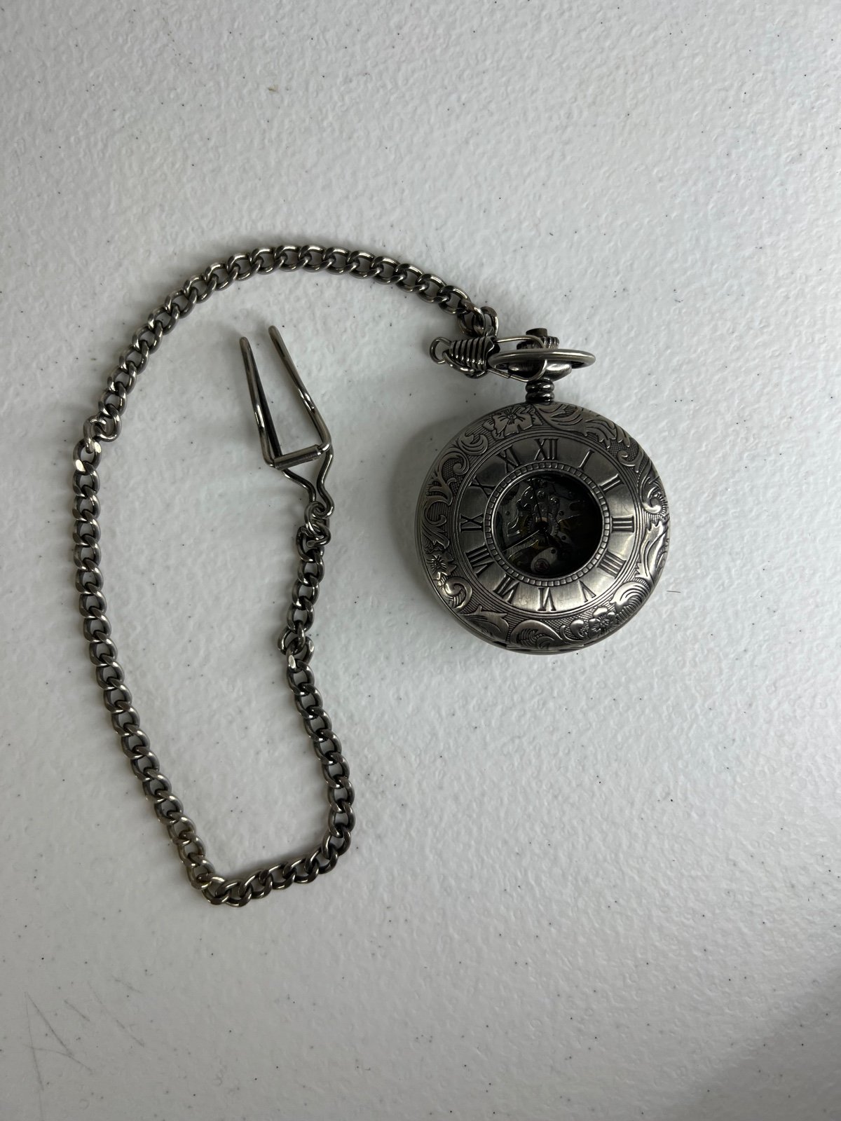 Majesti Pocket Watch silver Tone Vintage 17 Jewel