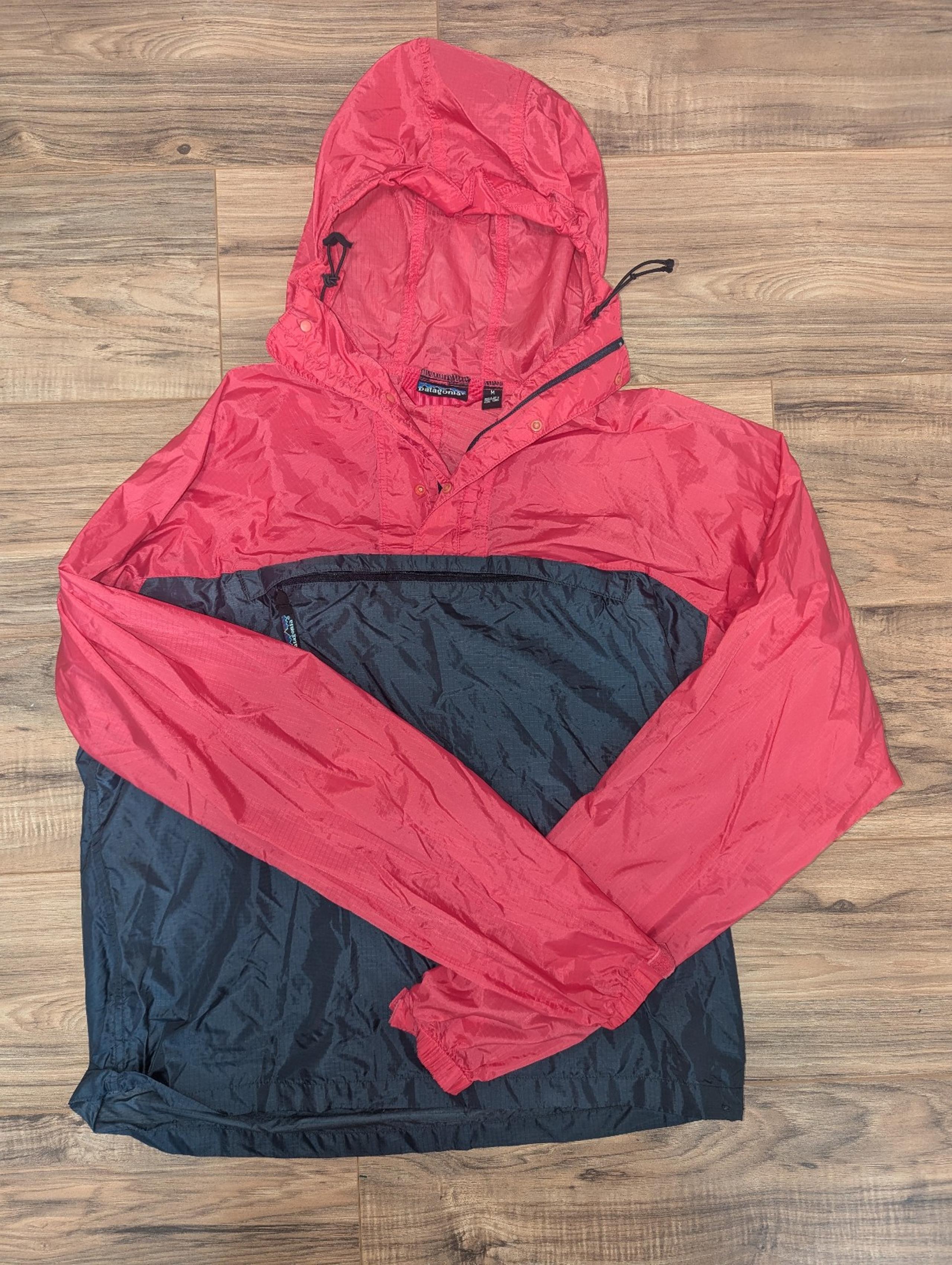 Patagonia windbreaker