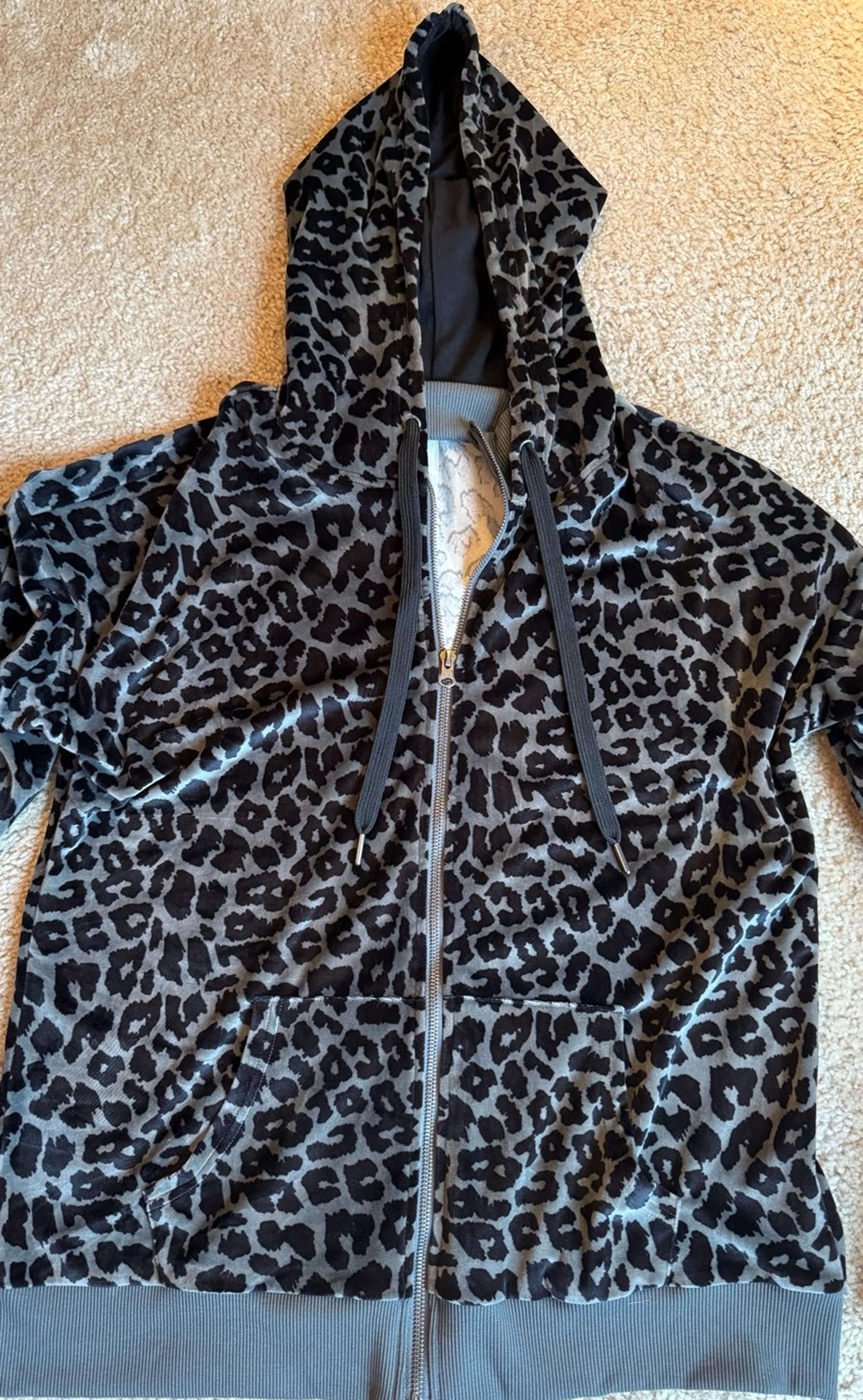 Lularoe Bethany Leopard Print Zip Up Hoodie hood gray black cheetah large