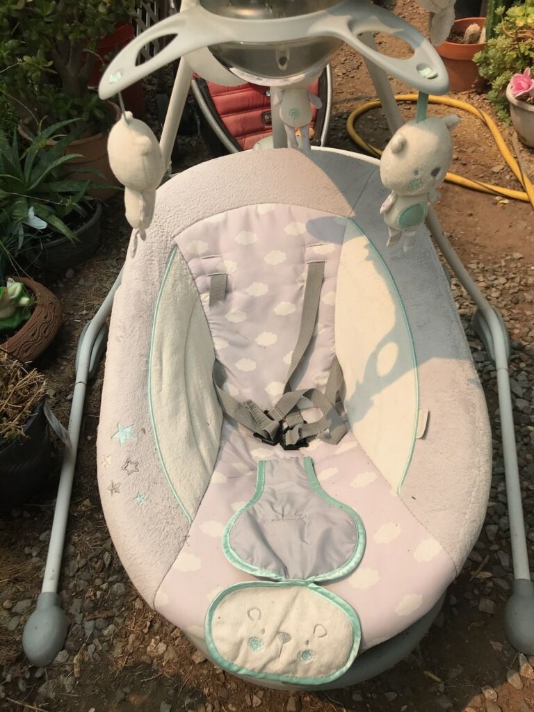 Baby swing