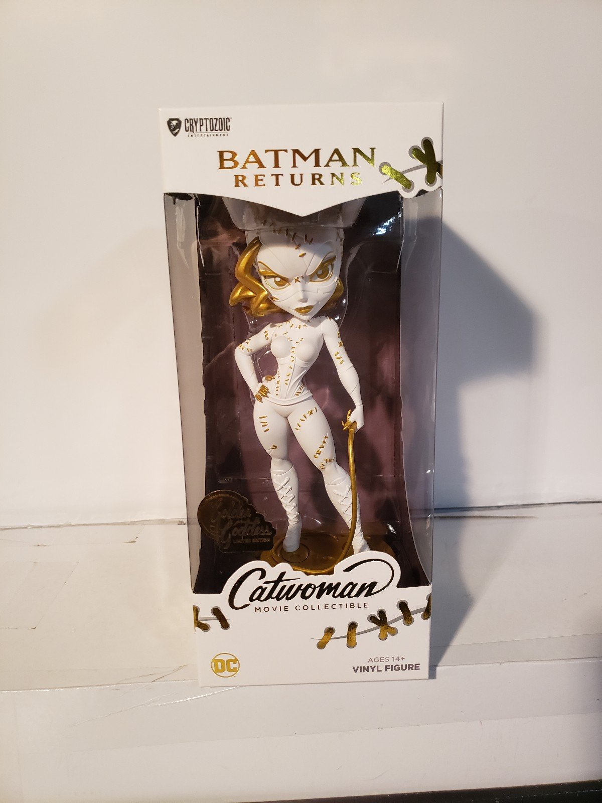 CRYPTOZOIC ENTERTAINMENT x DC COMICS CATWOMAN GOLDEN GODDESS SDCC 2021