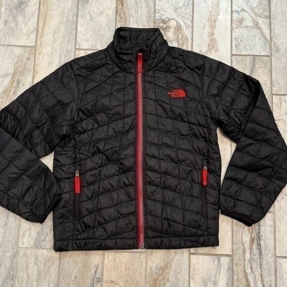 The North Face boys youth medium 10/12 black Thermoball quilted coat