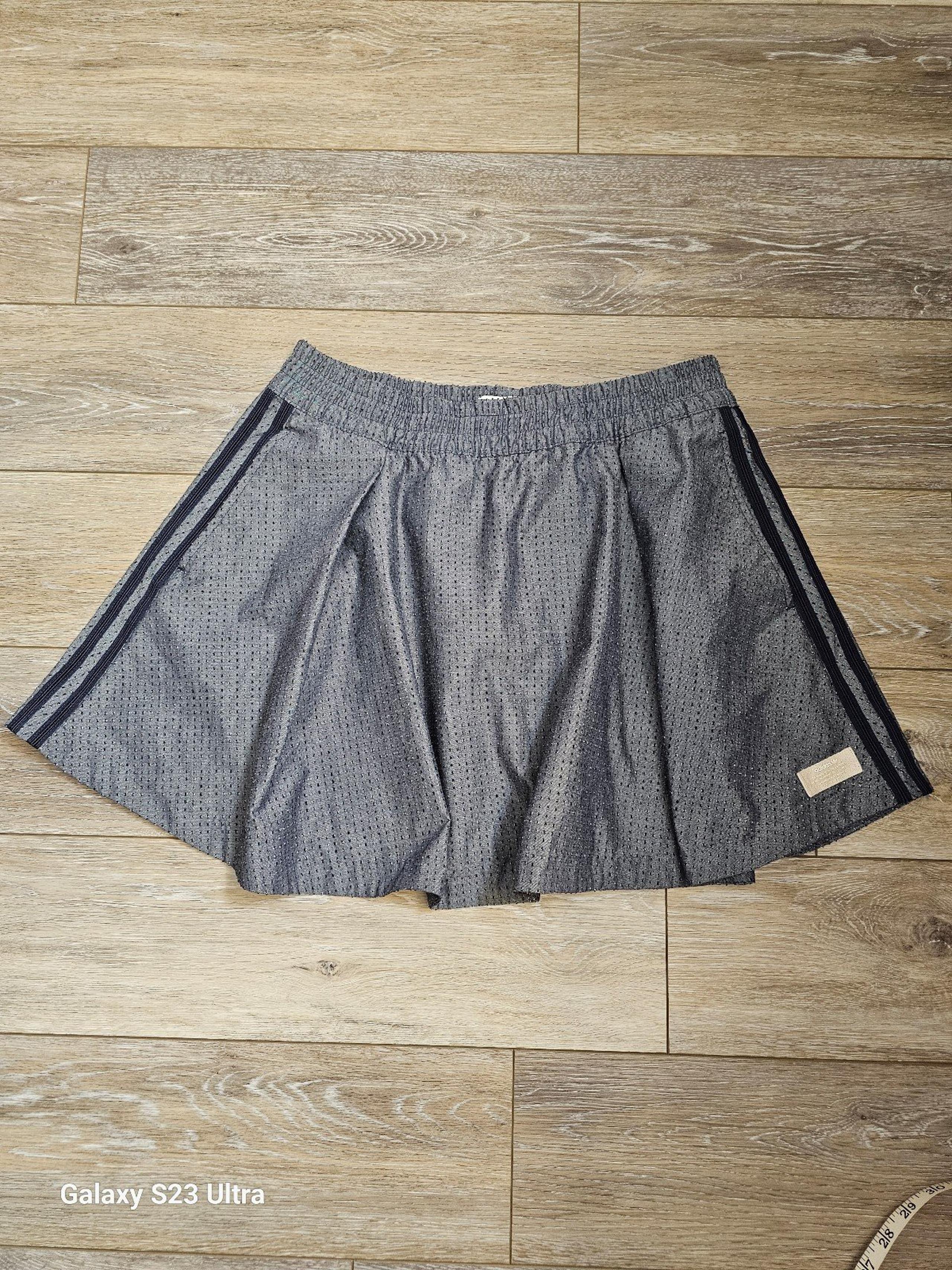 Womens Adidas mini skirt sz S