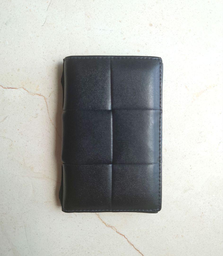 Bottega Veneta.