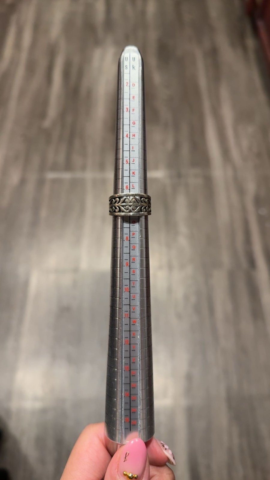 *RETIRED* James Avery Scroll Open Adorned Wide Band ring