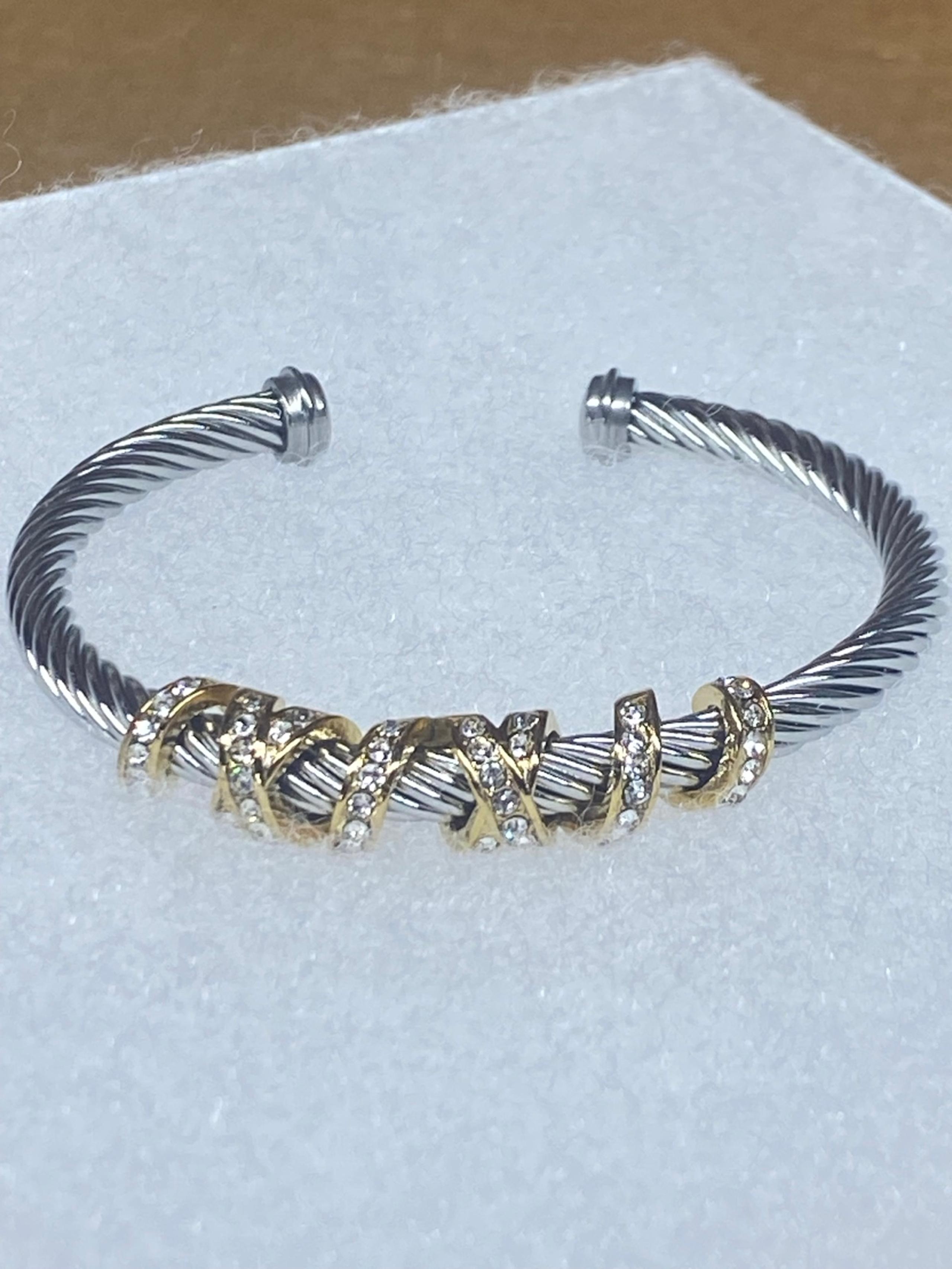 Two toned open cuff