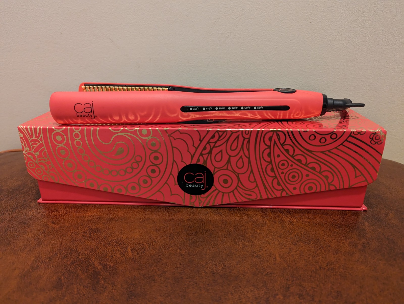 Caj Beauty Professional Flip & Bend Style Iron