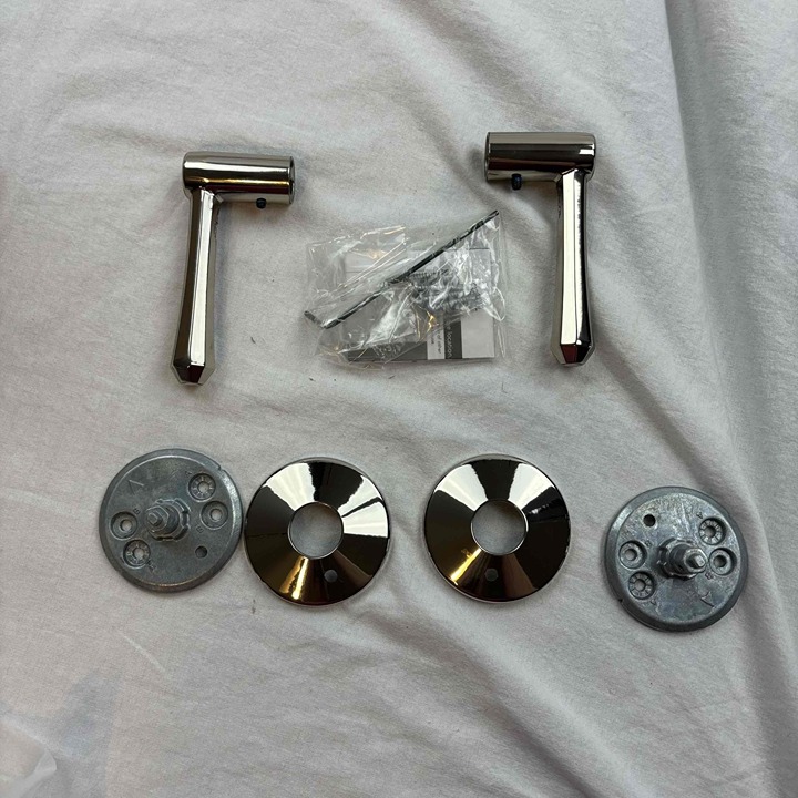 Schlage Non-Turning Dummy Door Handle Knob FC172 Chrome New 1 3/4 DR DMP 618 KIN