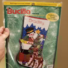 VINTAGE 1999 Bucilla 18 stocking kit