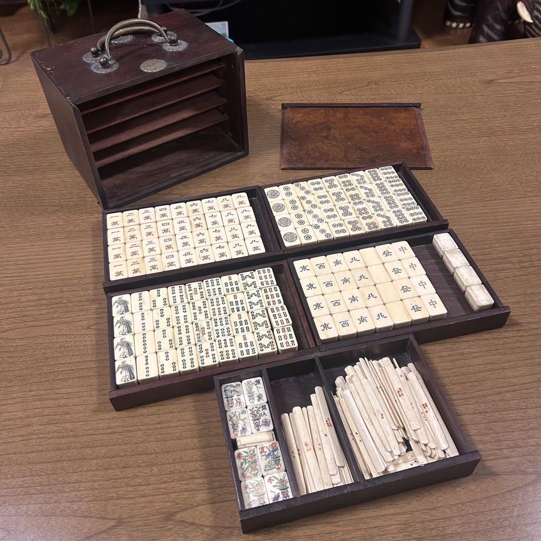 【Back Bamboo Tiles】Antique Mahjong Tiles with Tangwood Box