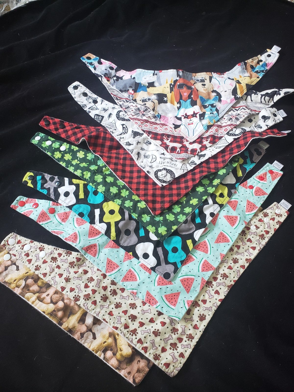 Lot of large handmade BibbyBubby dog bandanas Etsy