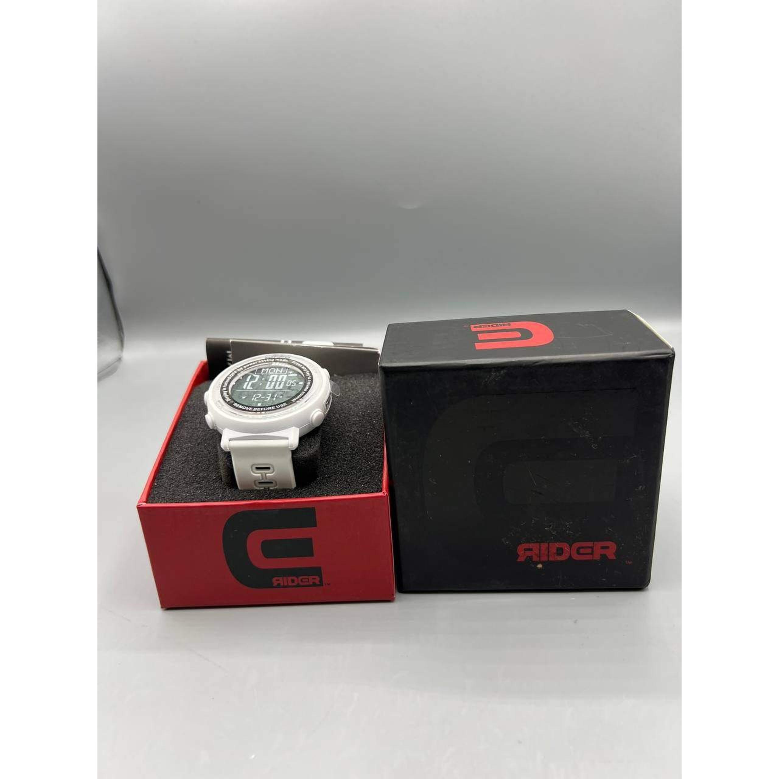 Rockwell Rider Wristwatch Men White The Game Face Digital