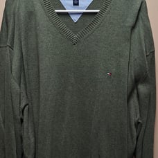 Tommy Hilfiger sweater