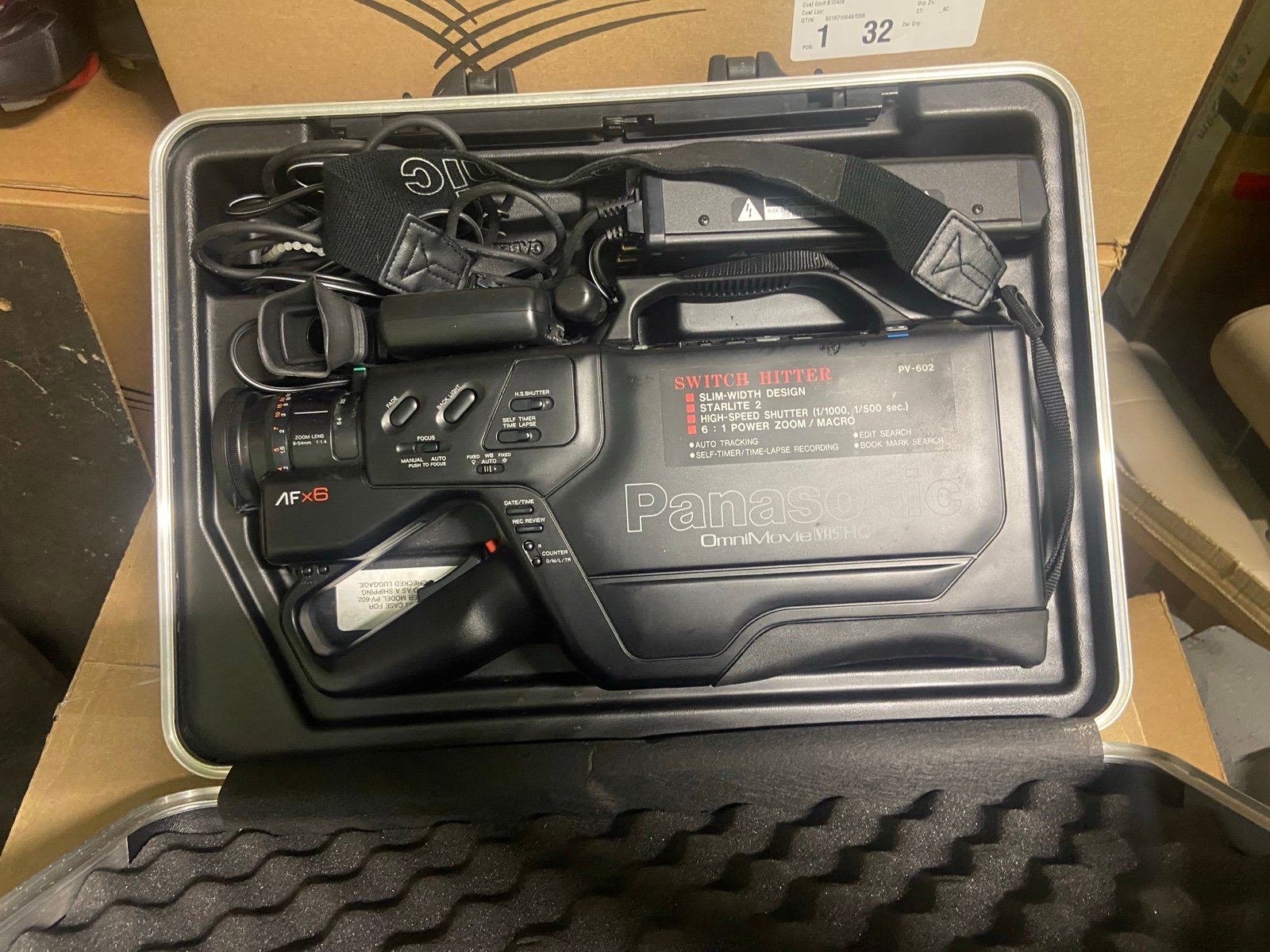 Panasonic vhs camera pv602 all accesories and case