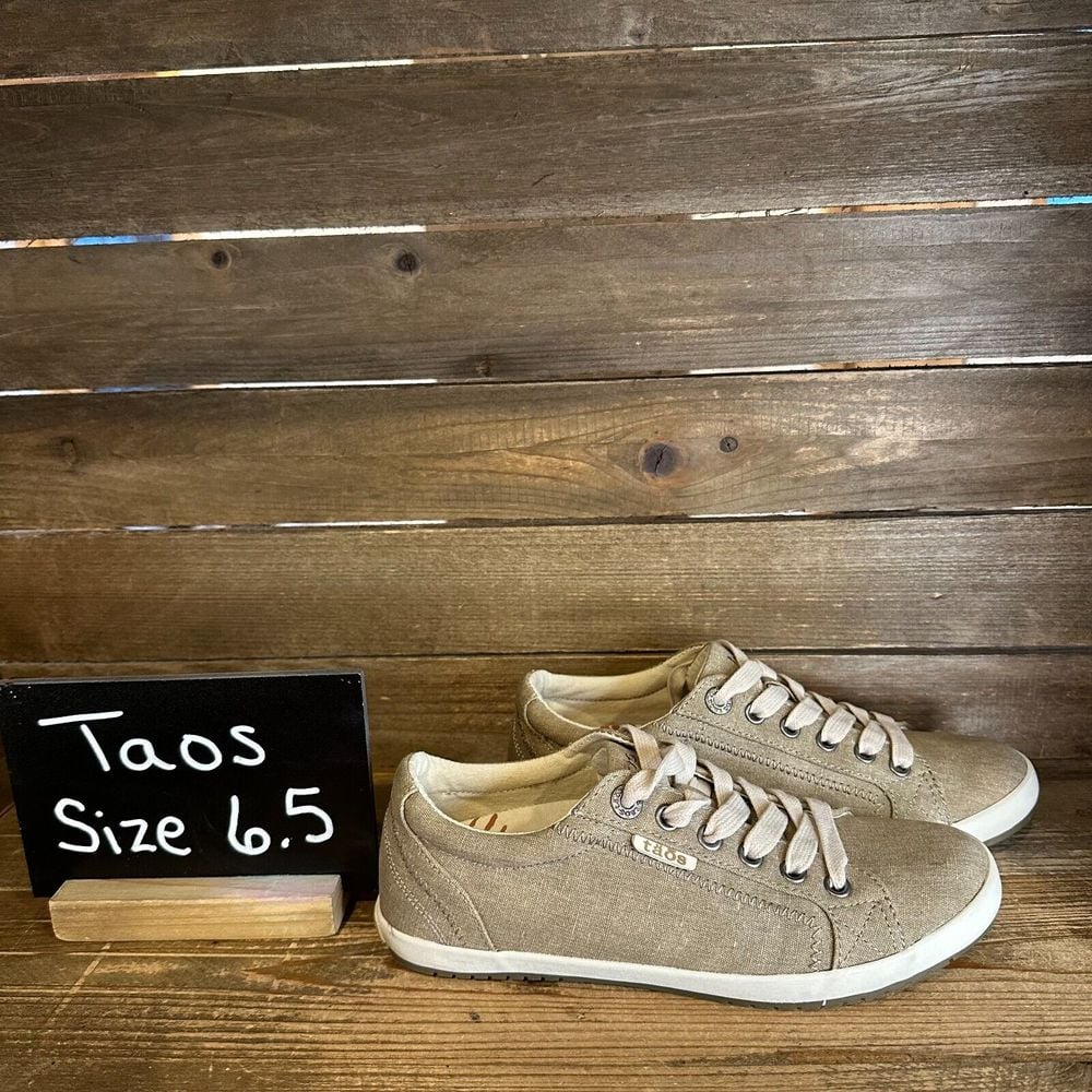 New Womens Taos Star Brown Low Top Canvas Casual Shoes Sneakers Size 6.5 M