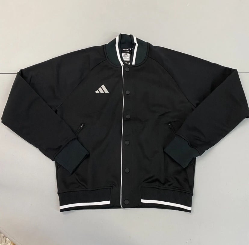Adidas men’s jacket size Medium