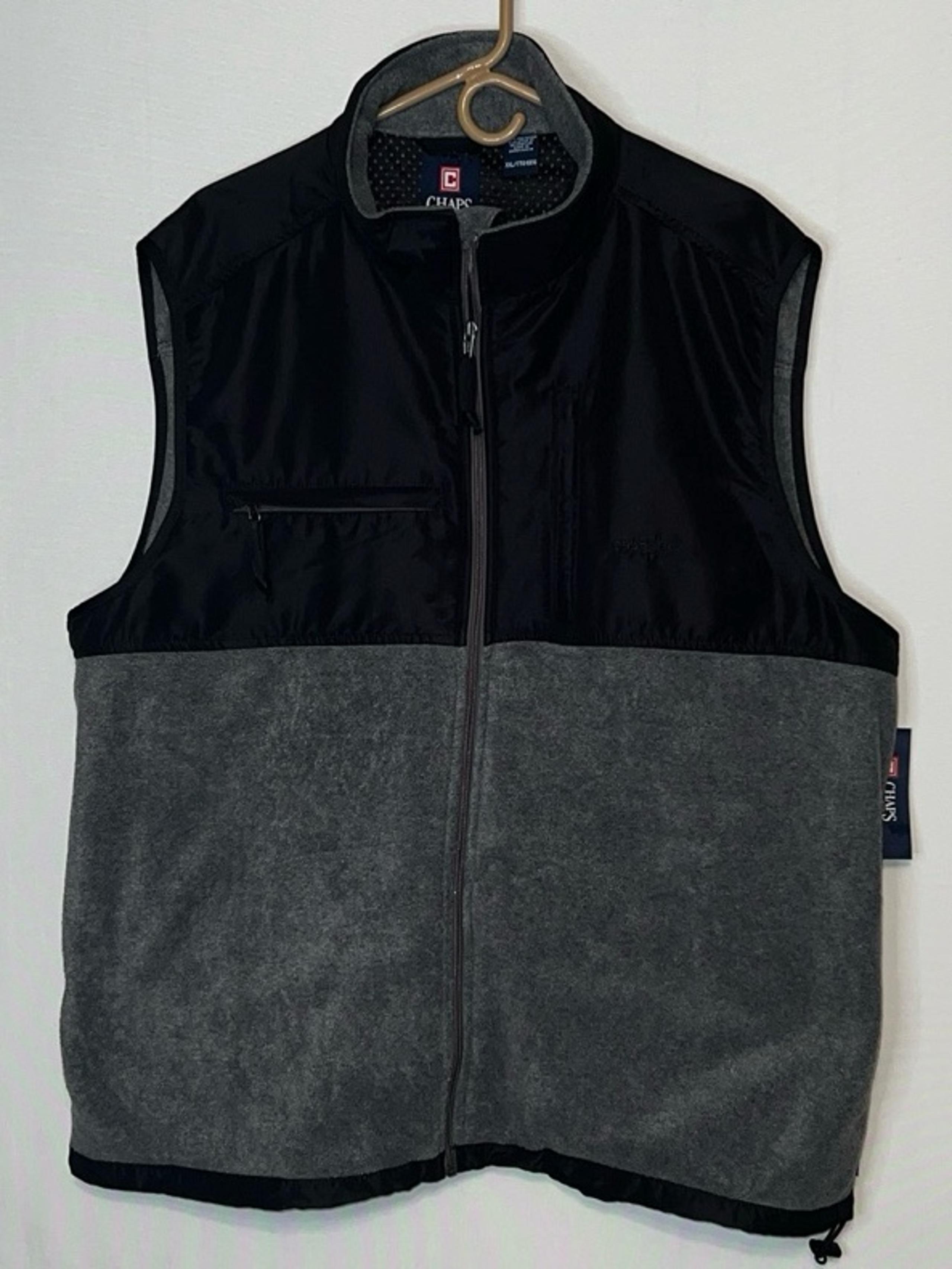 New W/T Chaps  Men's Full-Zip Fleece Vest Gray Black Yoke XXL Outdoor Casual.