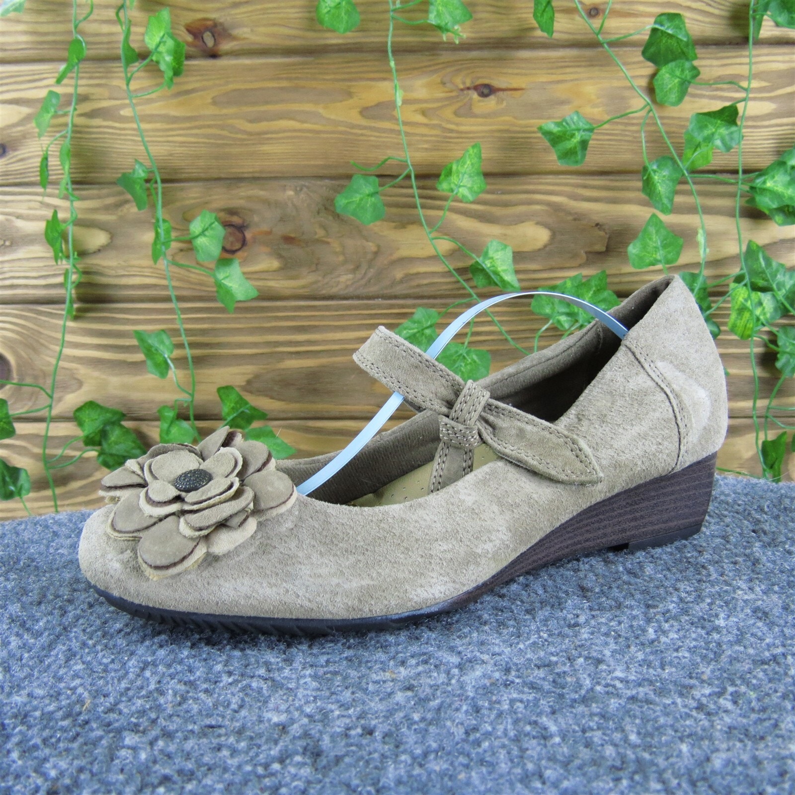 Earth Spirit Women's Mary Jane Brown Leather Sz 8 Medium Gently Used 2025