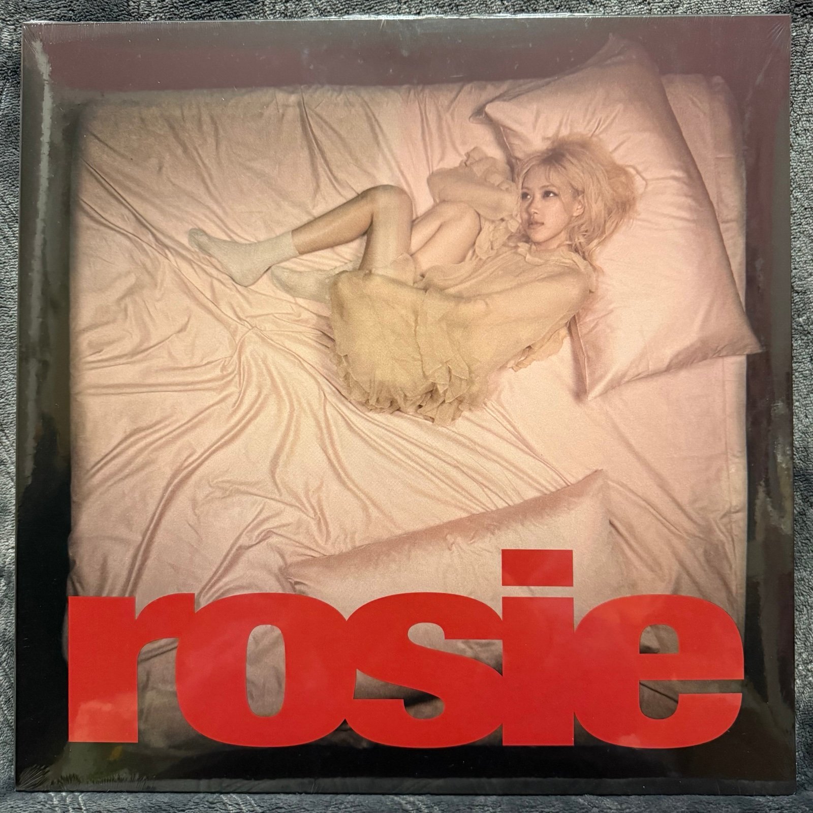 Sealed BLACKPINK Rosie Limited New Red Vinyl