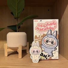 Labubu Monster Excited Macaron
