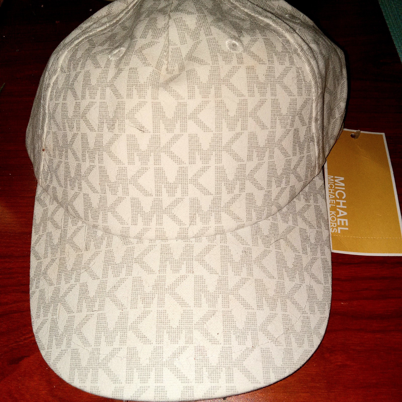 Brand New Authentic MIchael Kors White Baseball Cap- OS