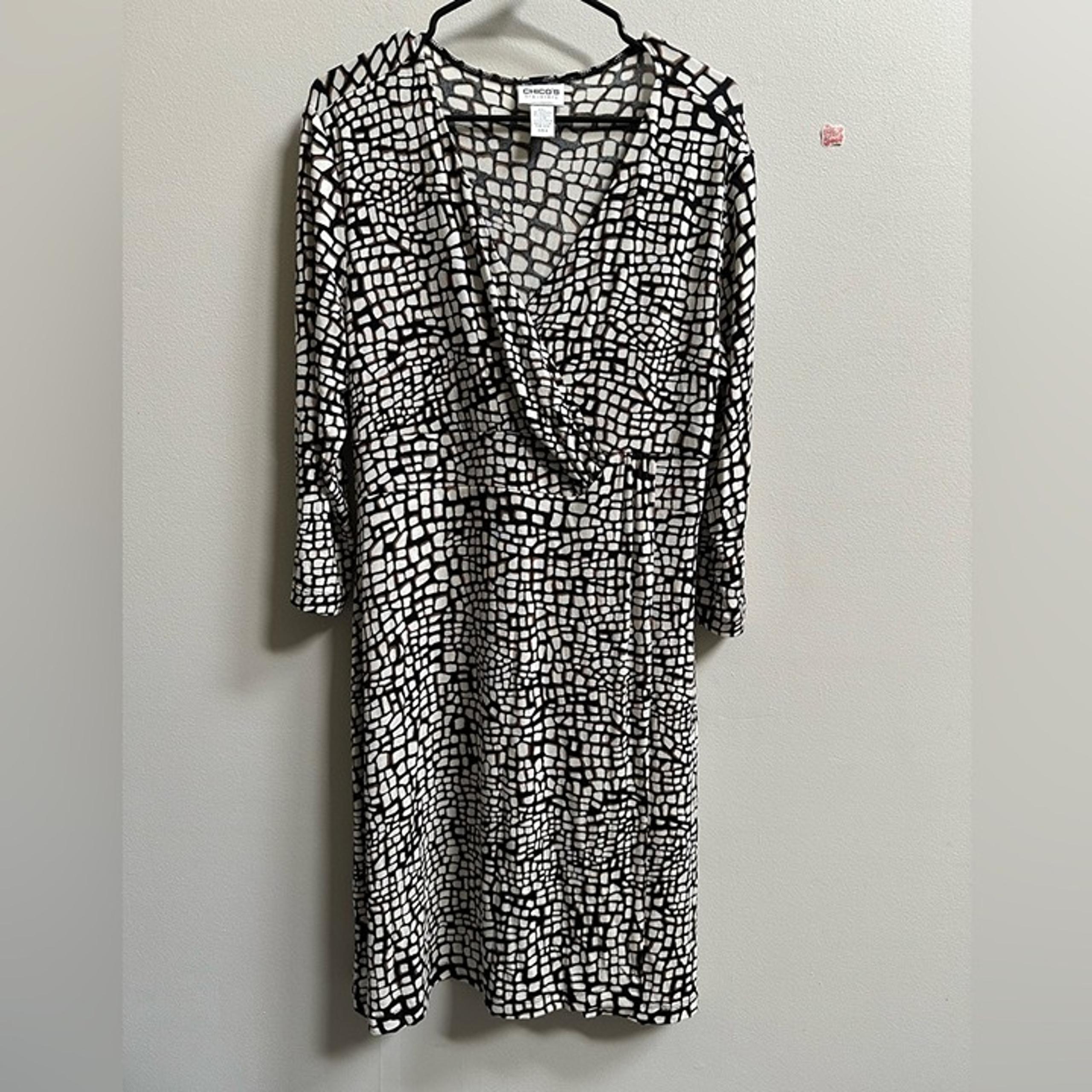 Chico’s Travelers Faux Wrap Midi Dress Abstract Black Print Women’s Size 2/L/12