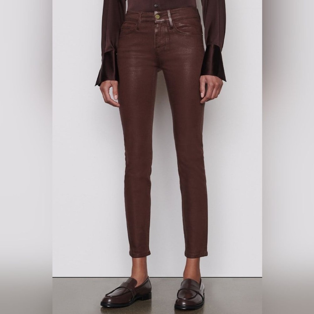 NWT FRAME LE SKINNY DE JEANNE IN MAHOGANY SIZE 24