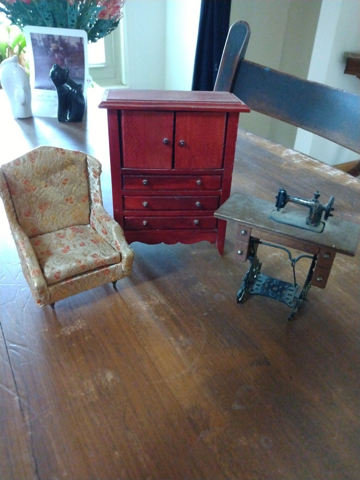 Dollhouse Furniture