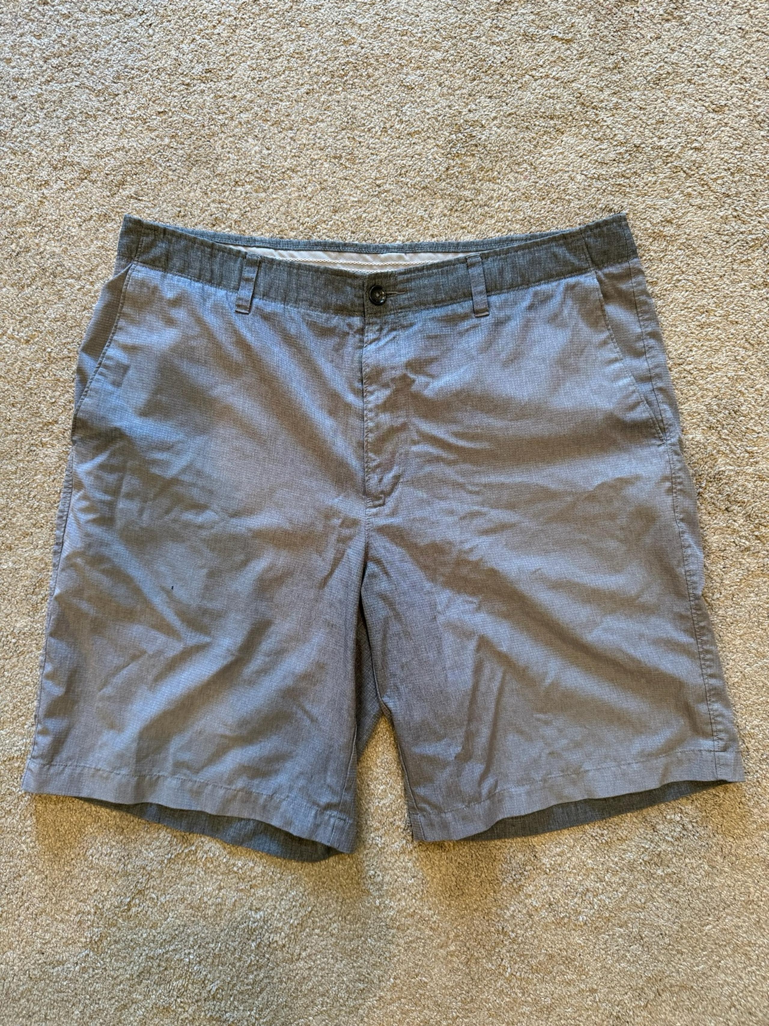 Greg Normal for Tasso Elba size 36 gray 11” flat front golf shorts waist Men’s