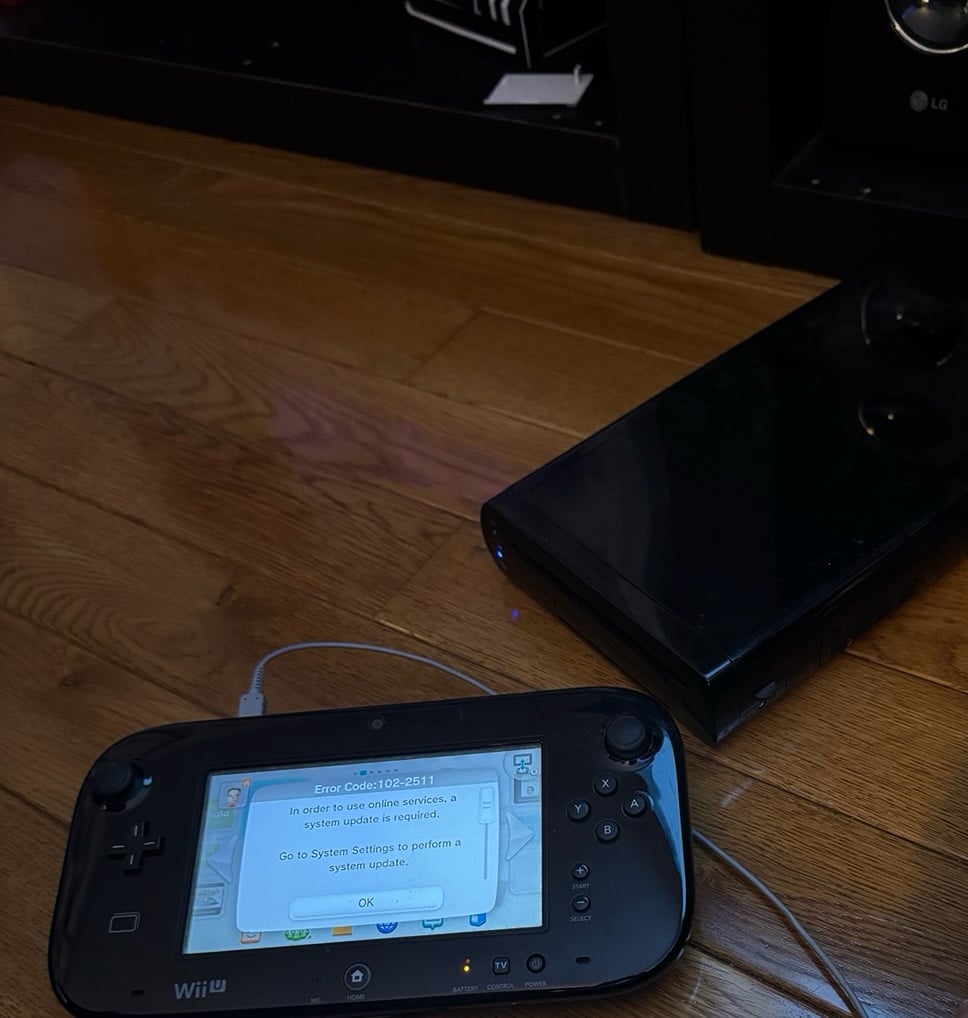 Wii U - w Tablet /Cables/Power/Gamepad- great shape (see note/description) 32gb