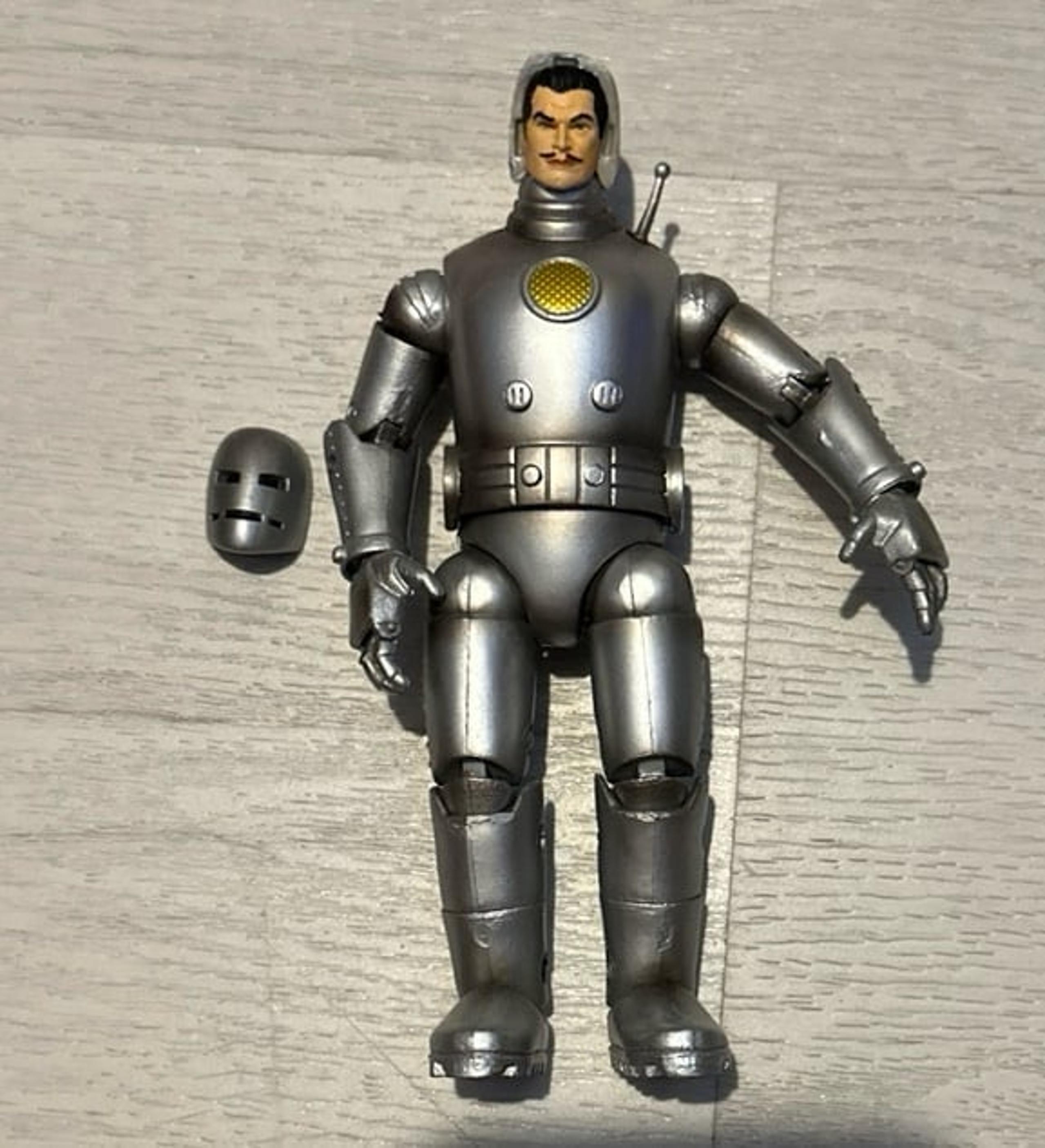 2006 ToyBiz Marvel Legends First Appearance IRON MAN MOJO Action Figure