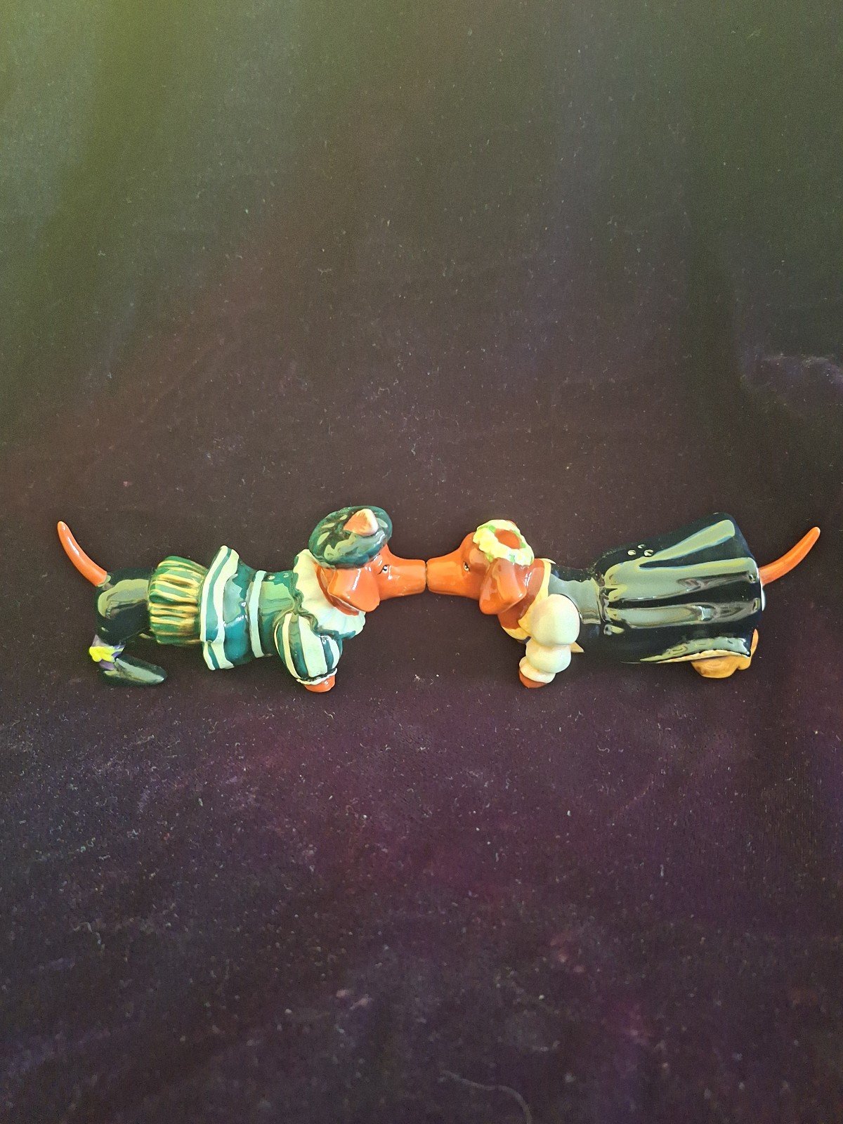 DUCHHOUND Victorian Magnetic kisses S&P