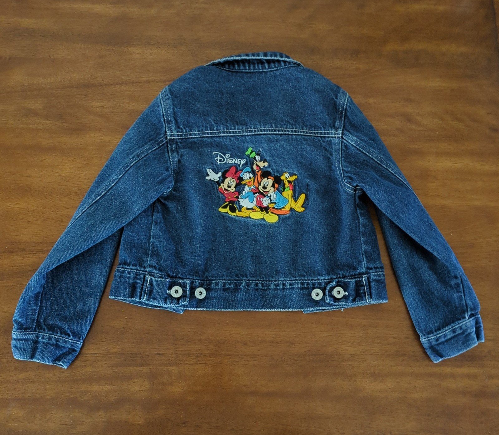 Girl's/kids Disney VTG Embroidered blue Denim Jacket size 6/6X