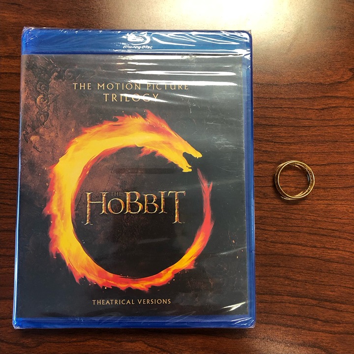 The Hobbit: 3-Film Collection Blu-Ray + One Ring