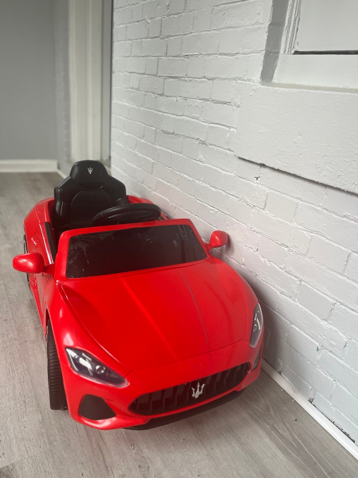 Maserati Toy car that’s great for your little one brand new looking for a buyer!