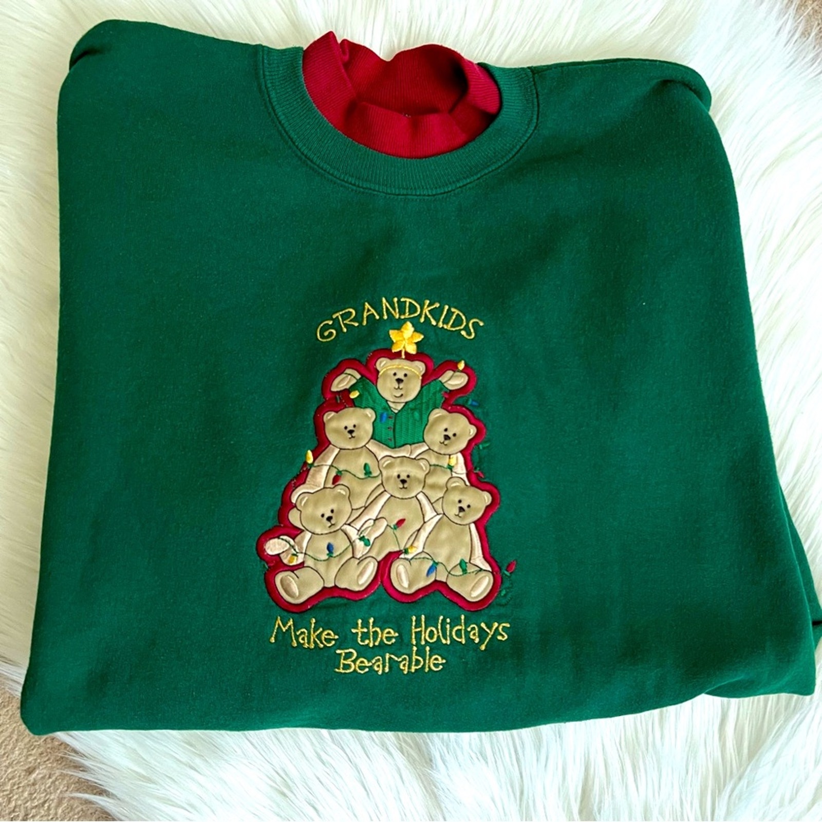 Vintage Holiday Sweatshirt Grandkids Make the Holidays Bearable Large