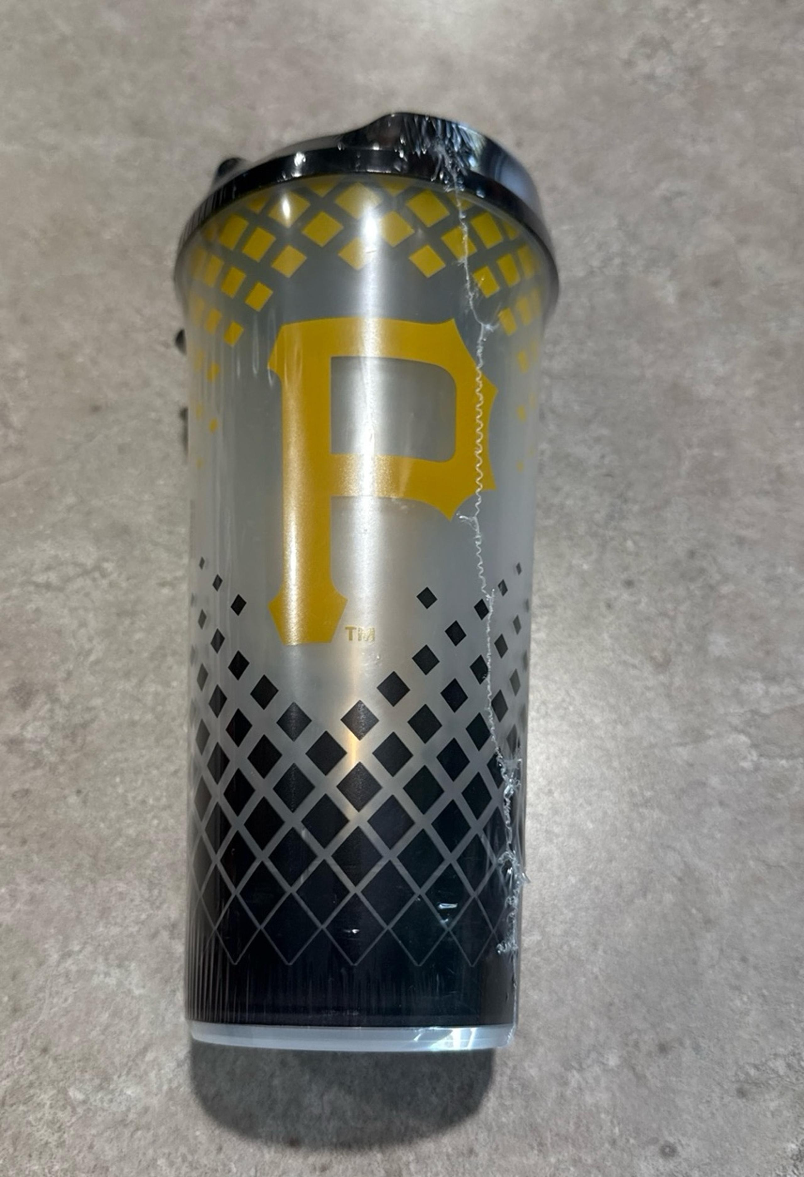 Pittsburgh Pirates 24oz Plastic Tumbler with Lid