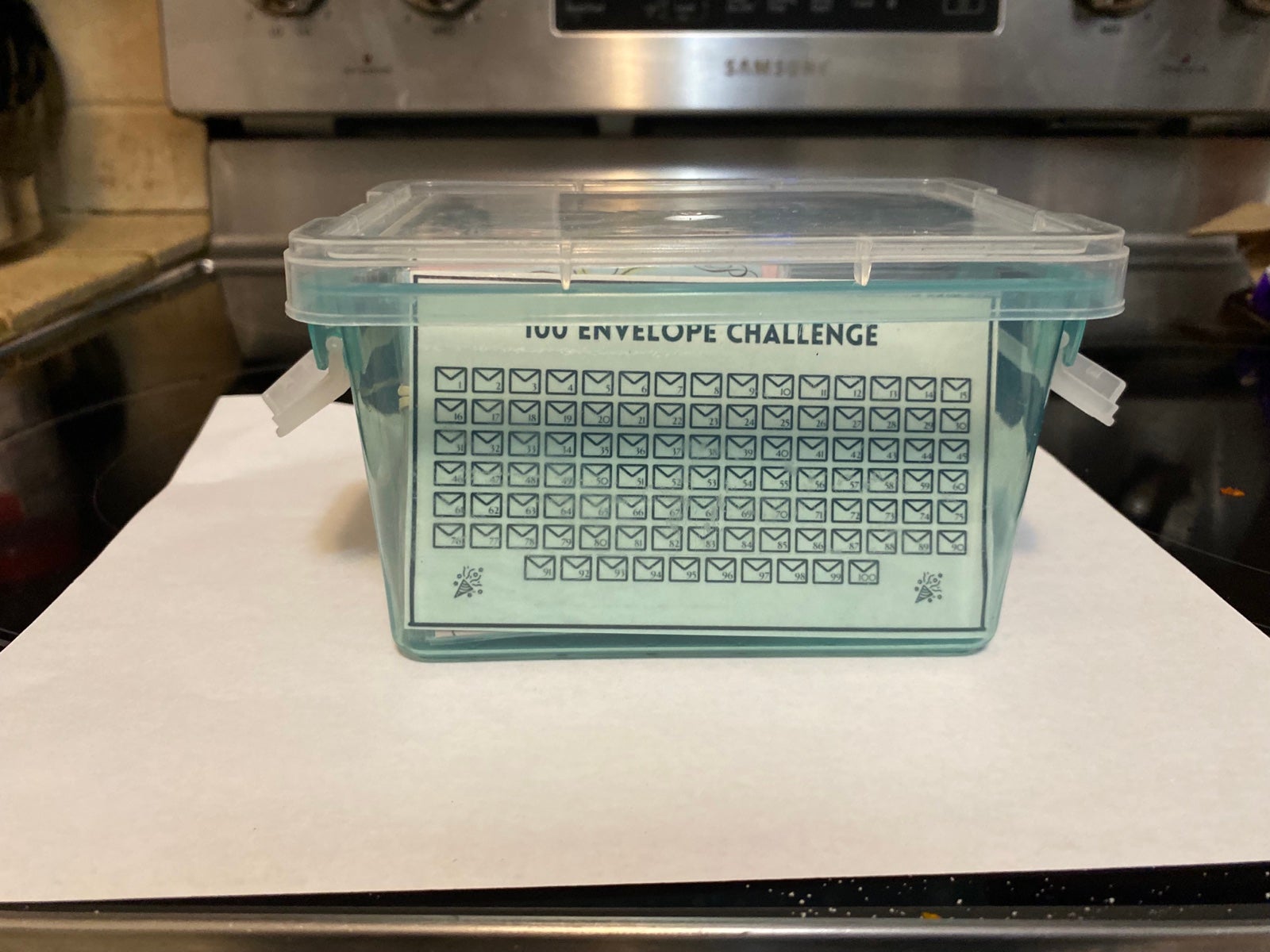 100 envelope challenge box with envelopes