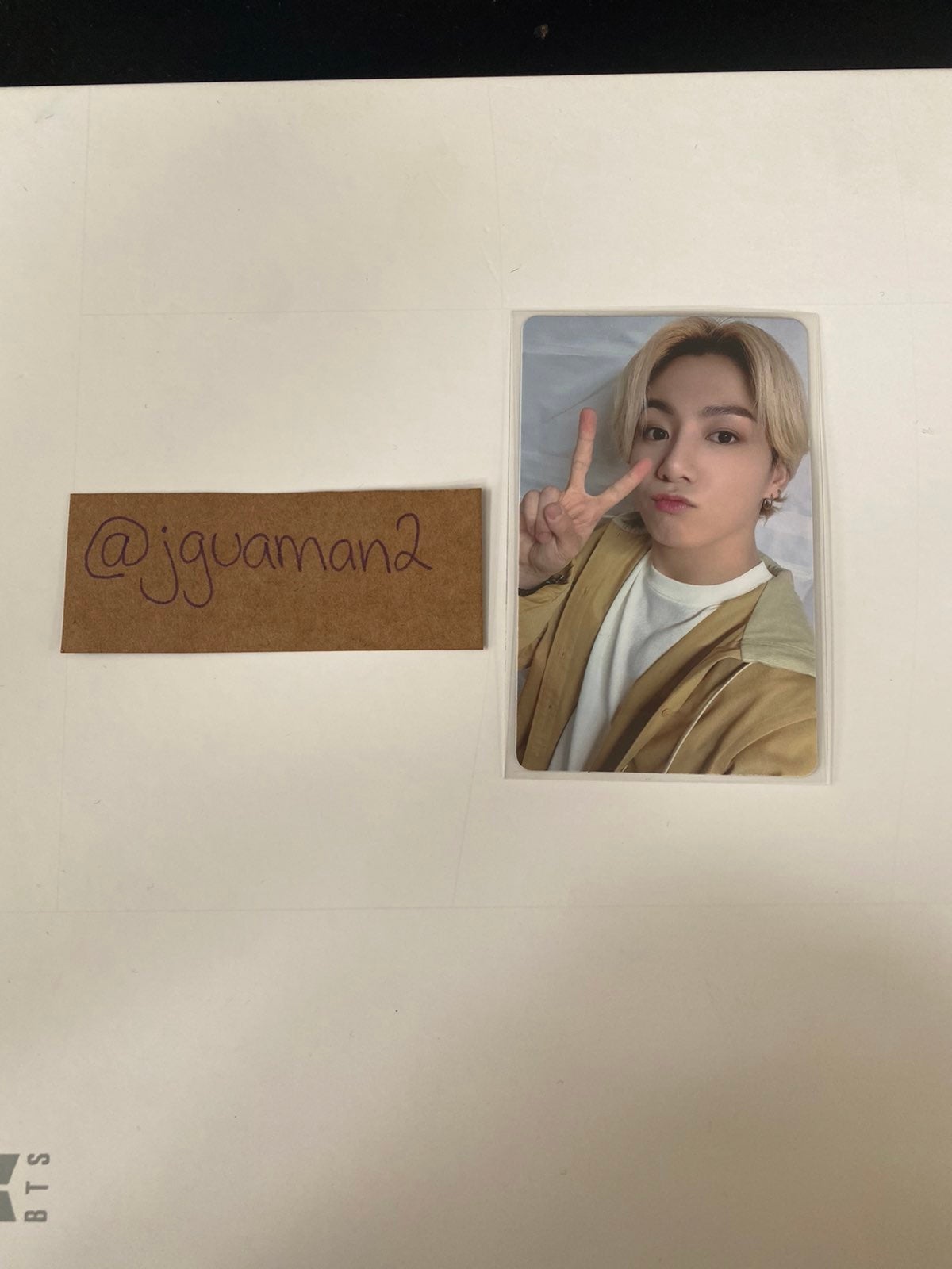 BE Essential Jungkook Pre-order pc